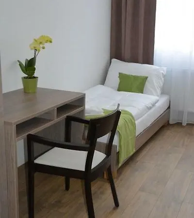Jeleni Farma Jecmeniste Guest house *