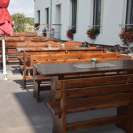 Jeleni Farma Jecmeniste * Vrbovec